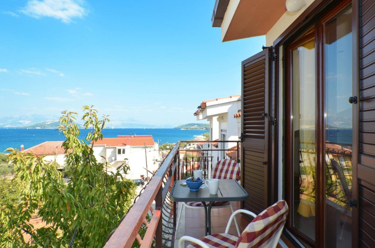 Apartments By The Sea Slatine, Ciovo - 12176 Exterior photo