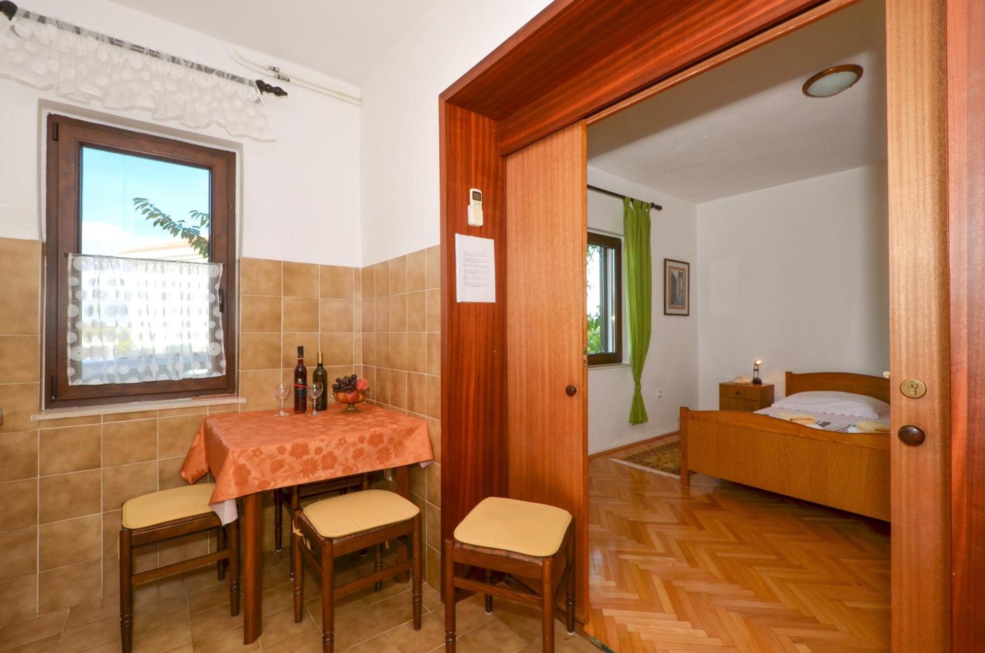 Apartments By The Sea Slatine, Ciovo - 12176 Room photo