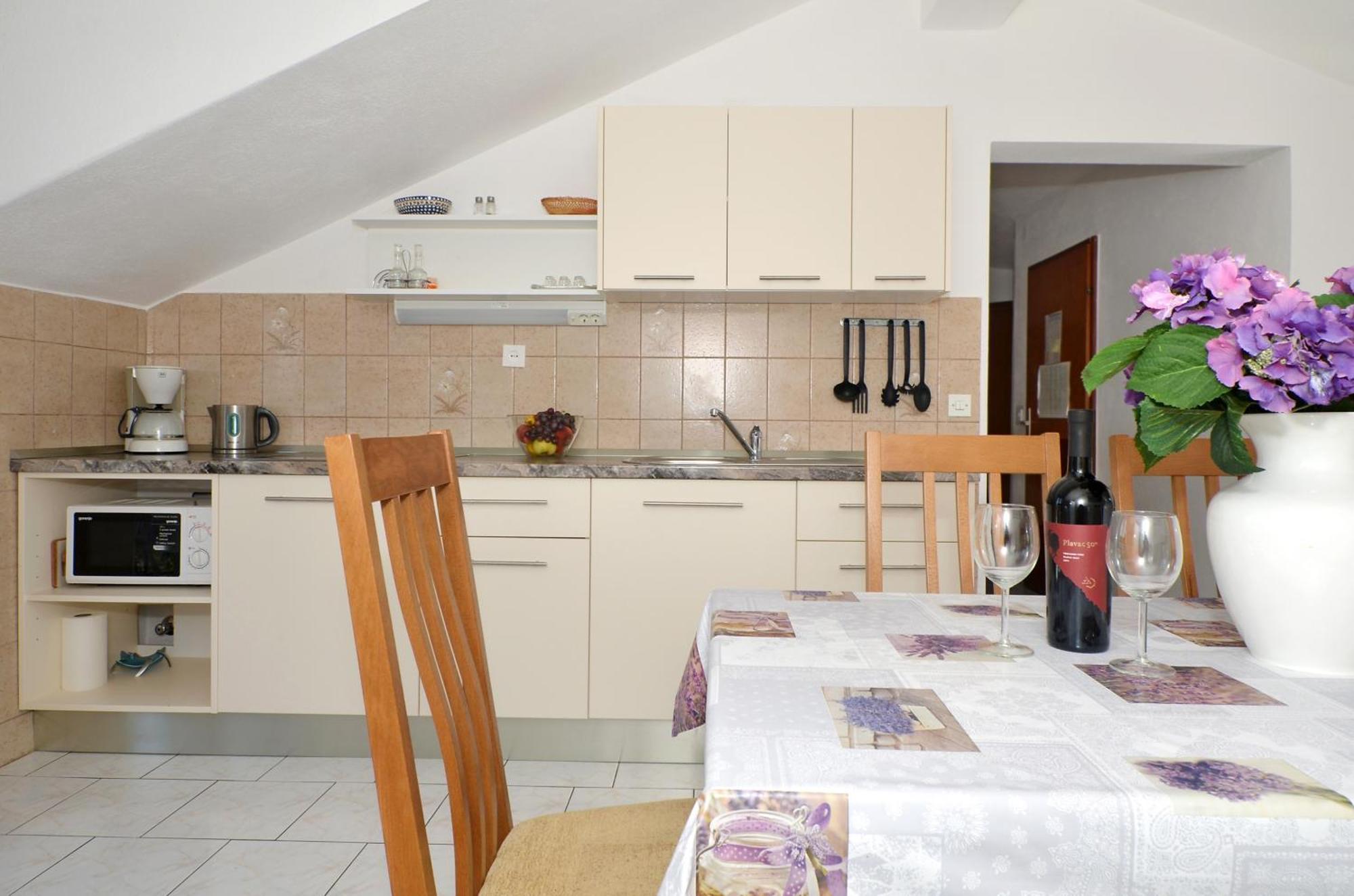 Apartments By The Sea Slatine, Ciovo - 12176 Room photo