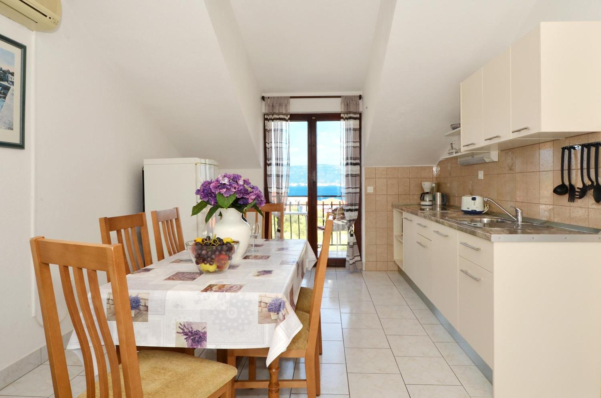 Apartments By The Sea Slatine, Ciovo - 12176 Room photo